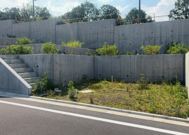 【外観】 | 販売されている全ての土地が、宅地用の土地であるとは限りません。都市計画法に基づき、基本的に住宅を建てることができるのは土地計画区であることに加え、市街化区域として定められている地域のみとなっています。