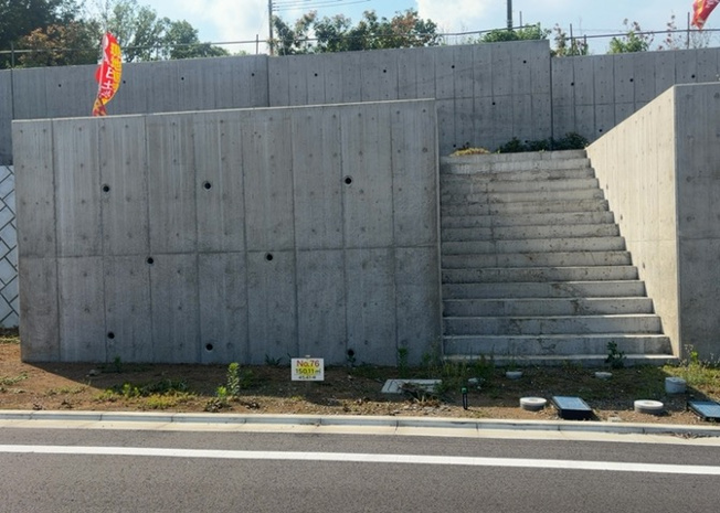 【外観】 | 販売されている全ての土地が、宅地用の土地であるとは限りません。都市計画法に基づき、基本的に住宅を建てることができるのは土地計画区であることに加え、市街化区域として定められている地域のみとなっています。