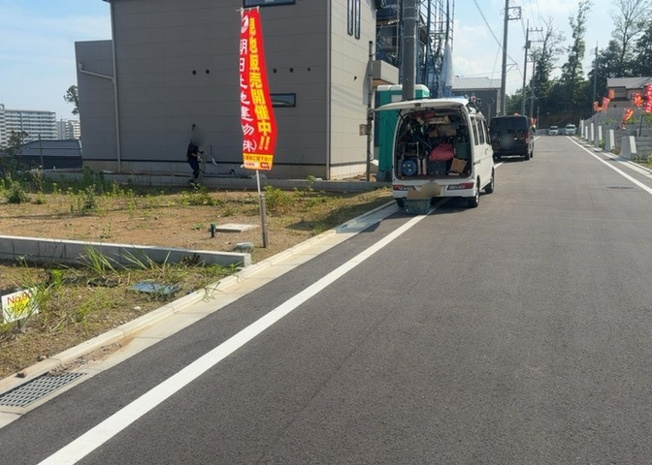 【外観】 | 土地の面積＝住宅面積ではありません。建ぺい率の問題などで、土地のある場所によって住宅を建てられる面積は限られています。高さもしかり、「土地」という言葉の中には、建築条件も含まれると考えておきましょう。