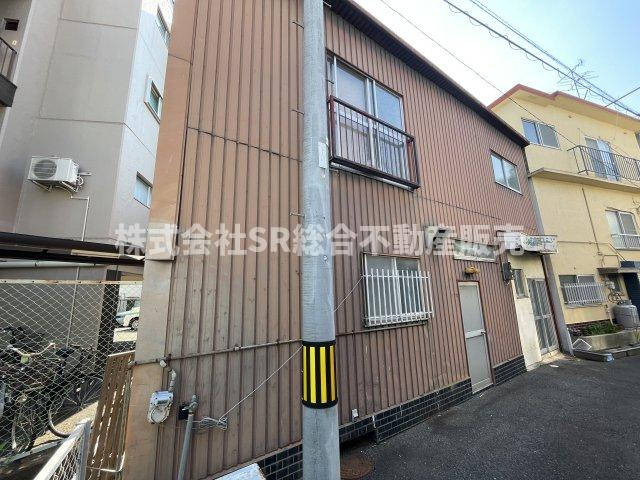 加納6丁目中古テラスハウスの外観|弊社は住宅ローンに自信あり。
様々にリフォームプランもローンに組み込んでご提案致します！