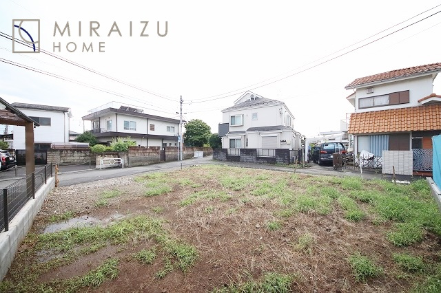 【前面道路含む現地写真】 | ＼静かな環境で落ち着いた暮らしをご希望のお客様／広さと価格のバランスの良いマイホーム！近隣施設にも恵まれ立地！詳細、ご見学希望・資料請求ミライズホームお気軽にお問合せ下さい♪