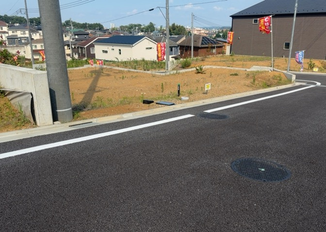 【前面道路含む現地写真】 | ハザードマップは自然災害による被害を予測し、その被害範囲を地図上で表したものです。近年特に災害が多くなっていますので、事前に調査すると安心できます。ハザードマップは国交省のホームページをご覧ください。