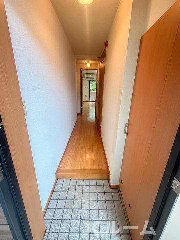キングパレスの玄関