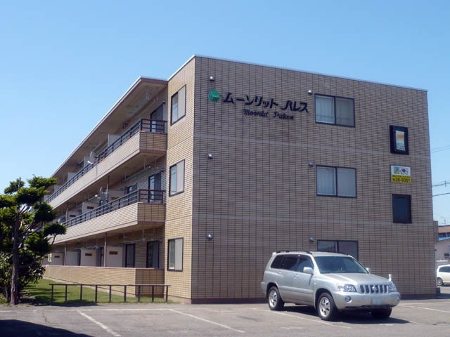 ムーンリットパレス