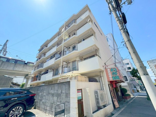 樋口マンションの外観