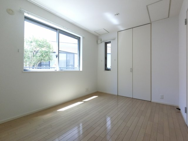 【寝室】