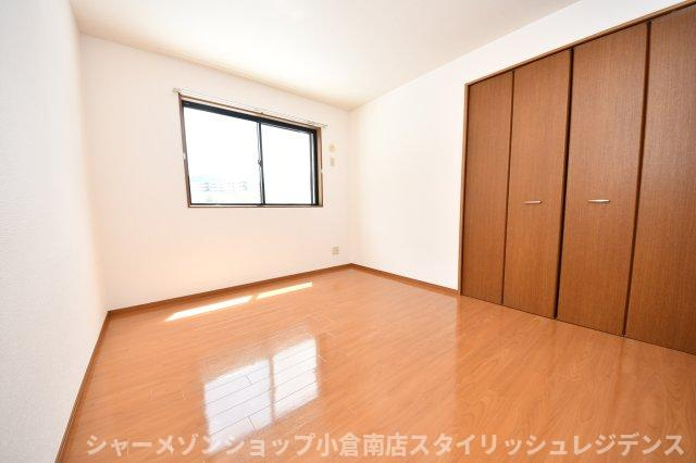 グラフキッズ企救丘の洋室