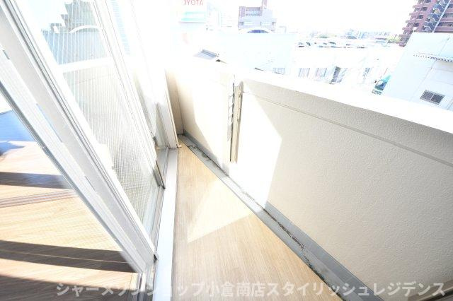 ウィングス重住のバルコニー