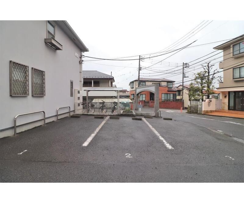 サニーヴィラの駐車場