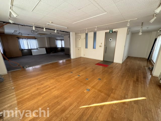福山テナントの内装