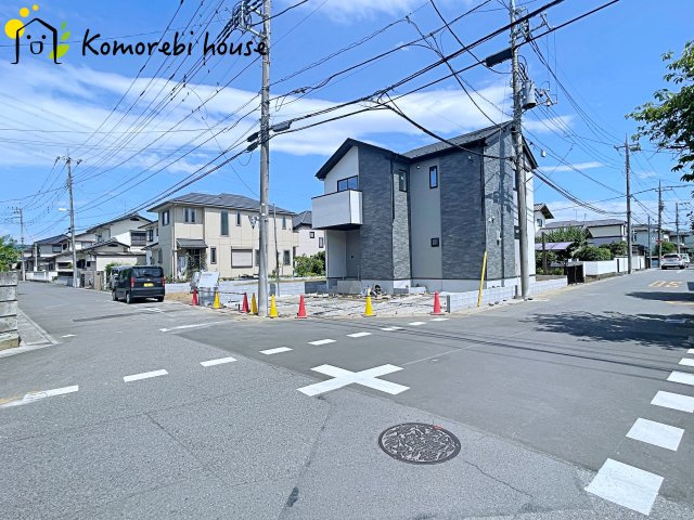上尾市上　13期　新築一戸建て　LIGARE　01の前面道路含む現地写真|26.7.26　撮影済み
