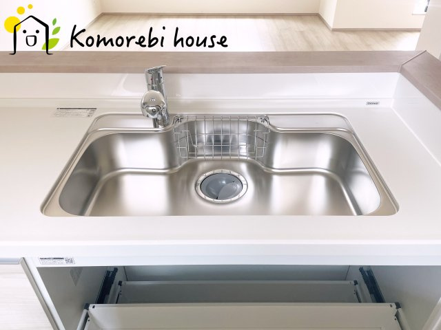 さいたま市北区大成町　新築一戸建て　ハートフルタウン　Aのキッチン|キッチンでお料理をお楽しみください
