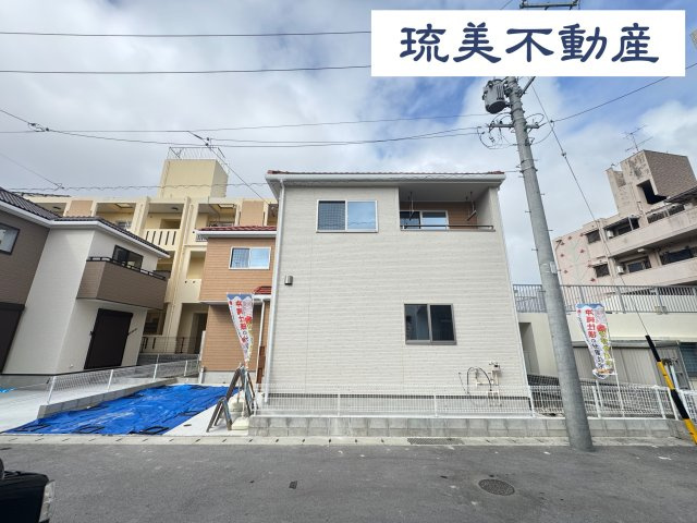 那覇市仲井真（全8棟）3号棟