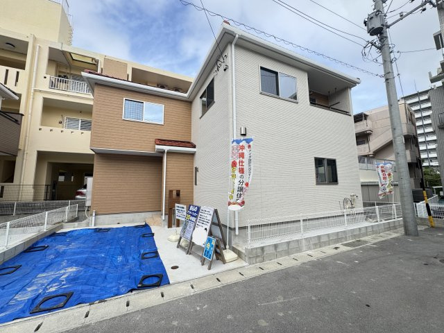 那覇市仲井真（全8棟）3号棟の外観|3号棟　並列駐車2台完備♪EV車充電設備付き♪