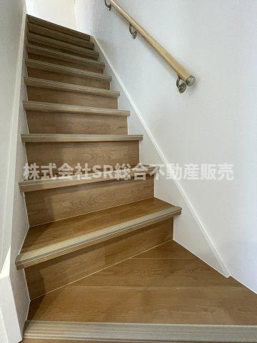 昭和町中古戸建の内装|当日予約も大歓迎です！土日祝、雨の日やお子様連れのお客様の送迎も可能ですのでお気になさらずお問合せ下さい。お仕事終わりのお時間にも柔軟に対応致しますのでお気軽にお申し付け下さいませ。