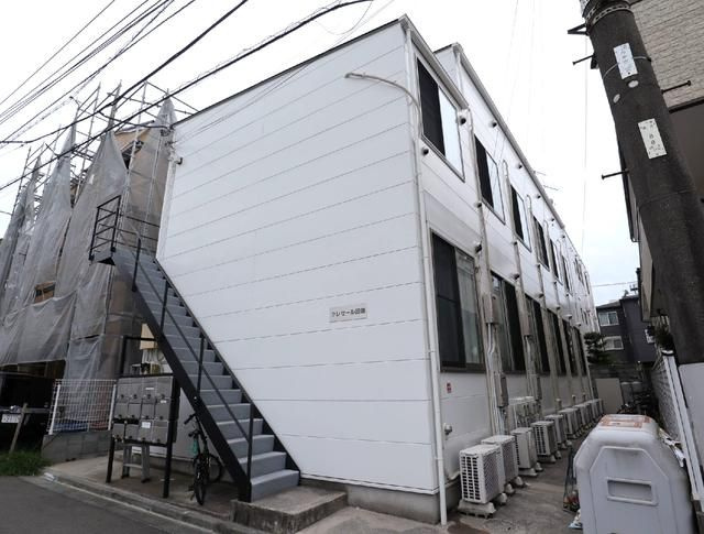 クレセール田端の外観