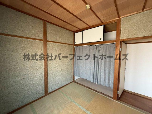 長尾家具3丁目戸建　賃貸の和室|来客時にも便利な和室付き