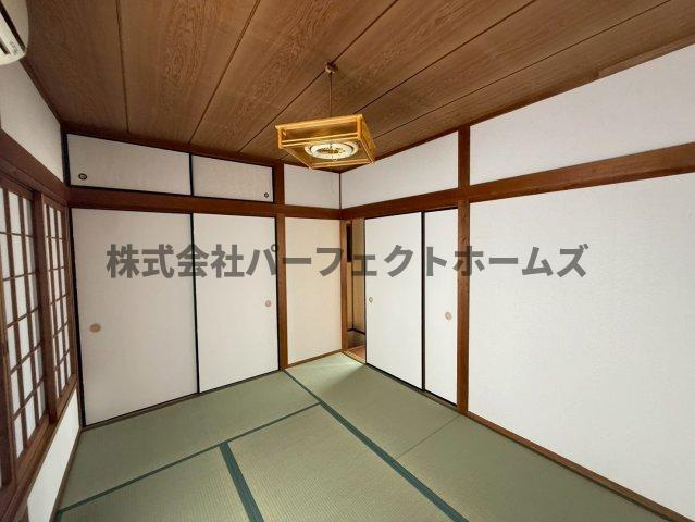 長尾家具3丁目戸建　賃貸の和室|来客時にも便利な和室付き