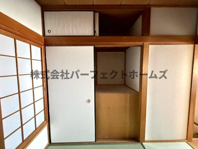 長尾家具3丁目戸建　賃貸の収納|大きなスペースがあり、収納には困りません
