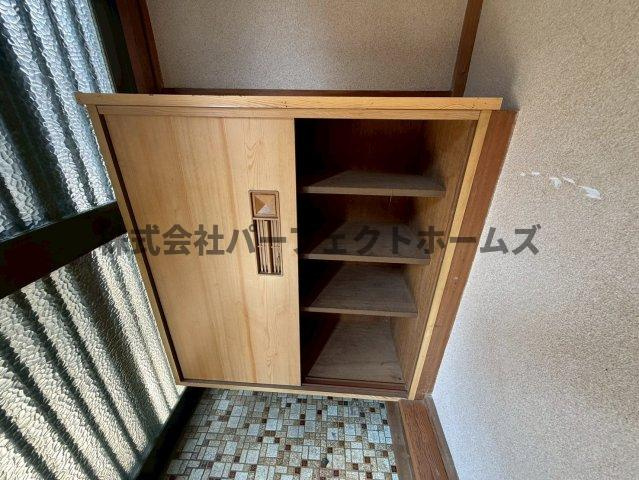 長尾家具3丁目戸建　賃貸の収納|大きなスペースがあり、収納には困りません