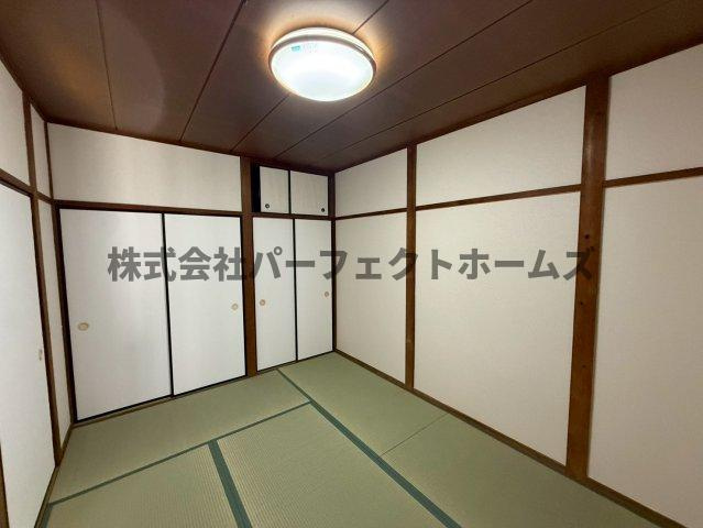 長尾家具3丁目戸建　賃貸の和室|和室があれば、来客や子供用のスペースとして活躍します
