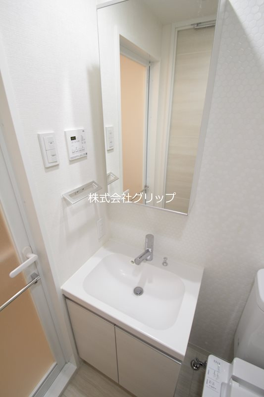 Le'a横濱ベイシティの独立洗面台