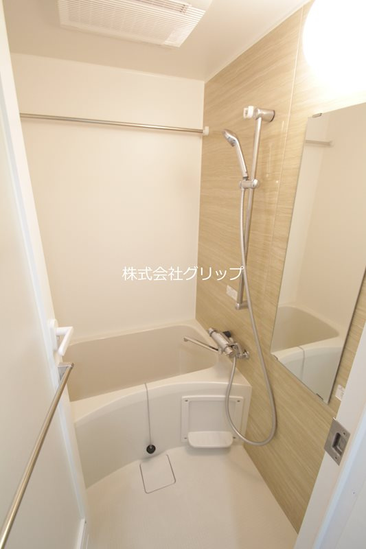 Le'a横濱ベイシティの浴室
