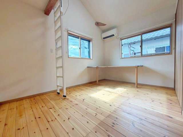 中古戸建　千代川町高野林西田の洋室