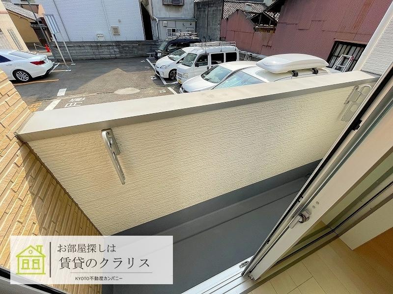 ハーモニーテラス壬生高樋町のバルコニー