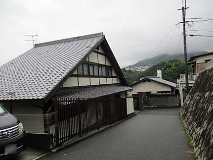 西区己斐中３丁目の前面道路含む現地写真