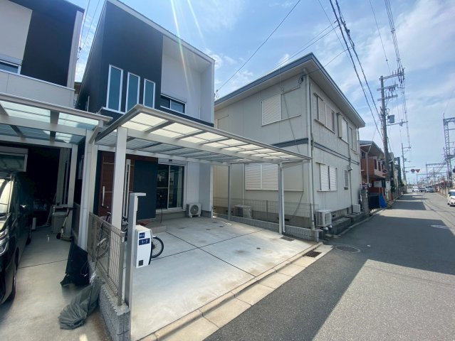 源氏ケ丘　中古戸建の前面道路含む現地写真