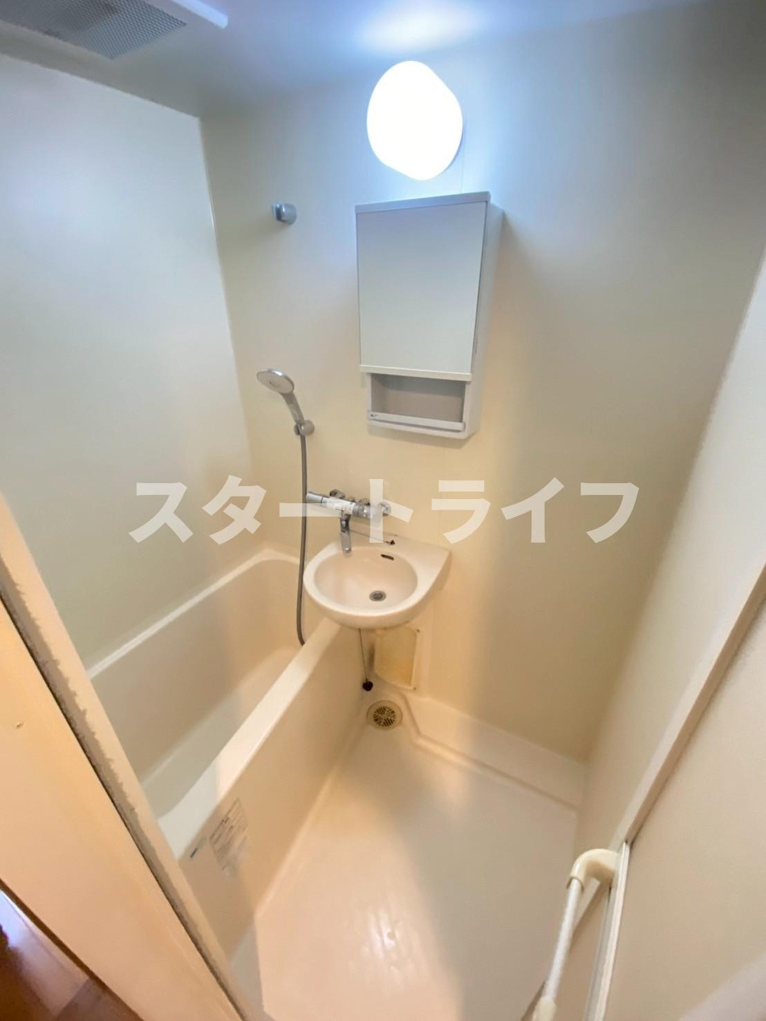 大阪市淀川区西中島１丁目の賃貸マンションの浴室
