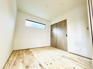 【洋室】 | 高ヶ坂3丁目　新築一戸建て♪ | 洋室