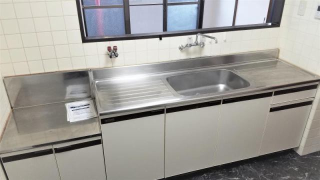 草愛マンションのキッチン
