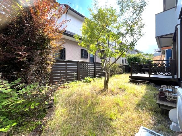 泉南郡熊取町つばさが丘西2丁目　中古戸建の庭