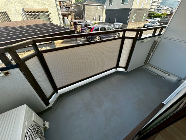 アーバンコート河内町のバルコニー