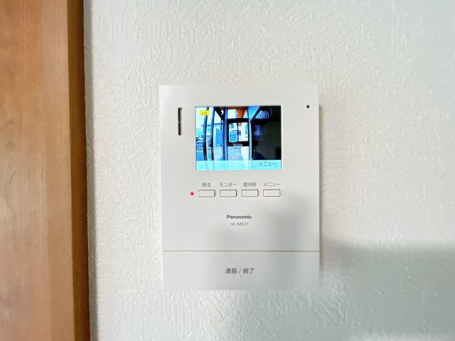 北見市東陵町１３２番地２８　平家建中古売家のセキュリティ|【リフォーム済】モニターホンです。新品交換致しました。