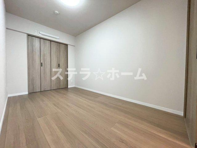 千里関大前コーポラスC棟の洋室|明るい洋室です