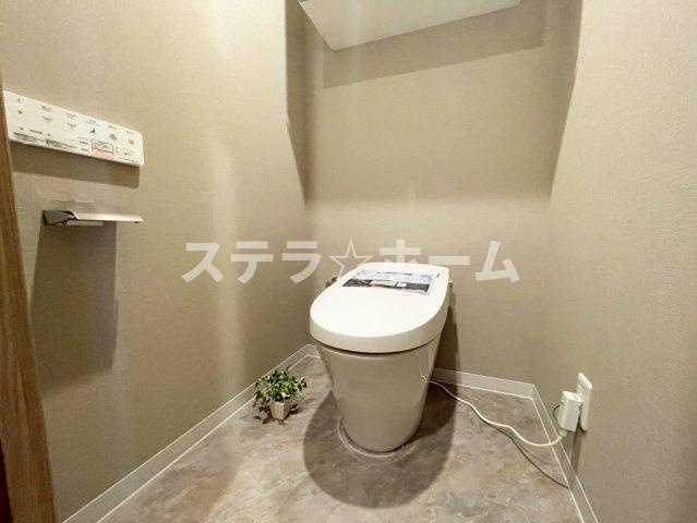 千里関大前コーポラスC棟のトイレ|清潔感のあるトイレです