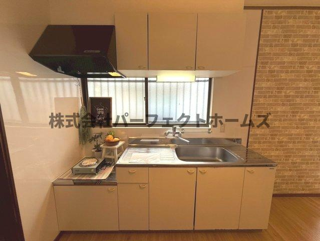 東倉治4丁目戸建　賃貸のキッチン|お料理しやすいキッチンです