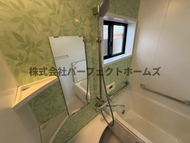 東倉治4丁目戸建　賃貸の浴室|ゆったり過ごせるお風呂です