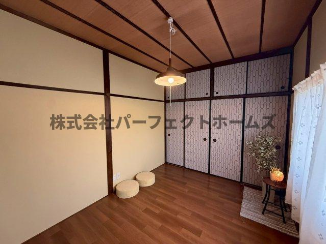 東倉治4丁目戸建　賃貸の居間・リビング|おしゃれなリビングです