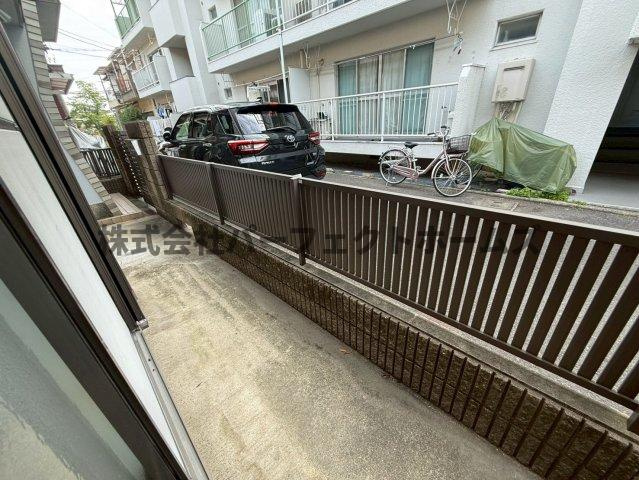 東倉治4丁目戸建　賃貸のバルコニー|落ち着いた時間を過ごせるバルコニーです