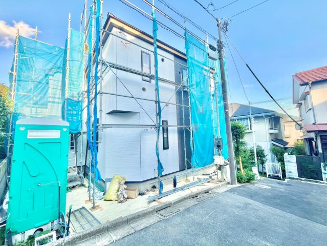 中野区白鷺3丁目 　新築戸建の外観|2026.07.24撮影

現地ご見学希望・資料請求などお気軽にお問い合わせ下さい！
03-5990-5201