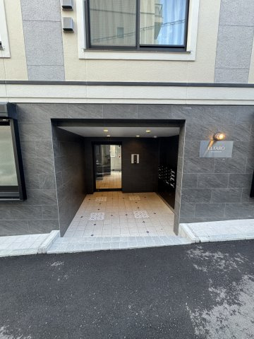 【エントランス】
