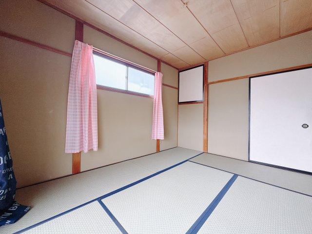 【中古戸建】高崎市城山町2丁目の和室|■2階和室｜和室があると、まるで旅館に泊まりに来たような空間ができて心が安らぎます♪