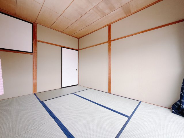 【中古戸建】高崎市城山町2丁目の和室|■2階和室｜のんびりと落ち着きのある和室は、客間やお子様のお昼寝スペースとしても活躍します。