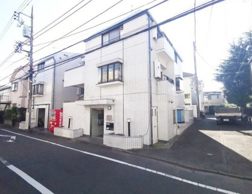 パース国立の外観