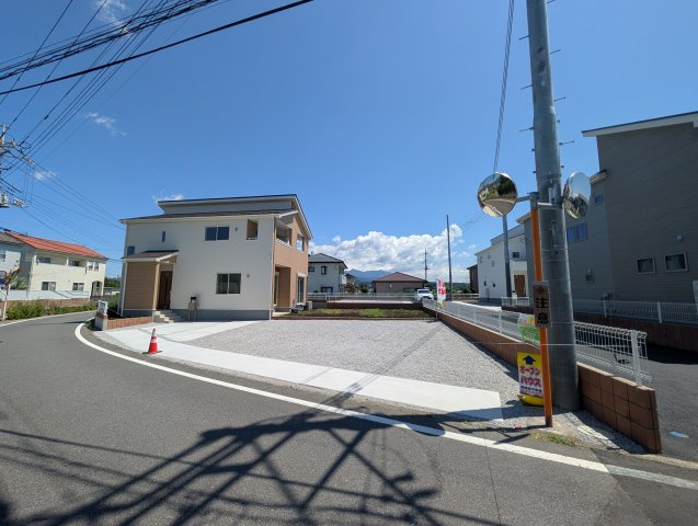 【前面道路含む現地写真】 | リーブルガーデン.S渋川市第19金井ー①