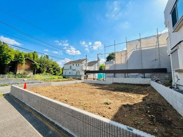 世田谷区北烏山7丁目　建築条件無し売地の外観|2026.06.14撮影

現地ご見学希望・資料請求などお気軽にお問い合わせ下さい！
03-5990-5201